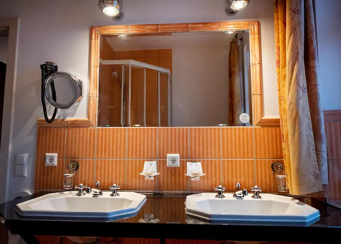 Motorworld Bed and breakfast